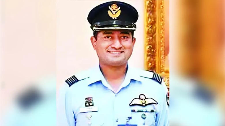 ইলিয়াস আলী গুমের মামলায় ট্রাইব্যুনালে বিমান বাহিনীর কর্মকর্তা